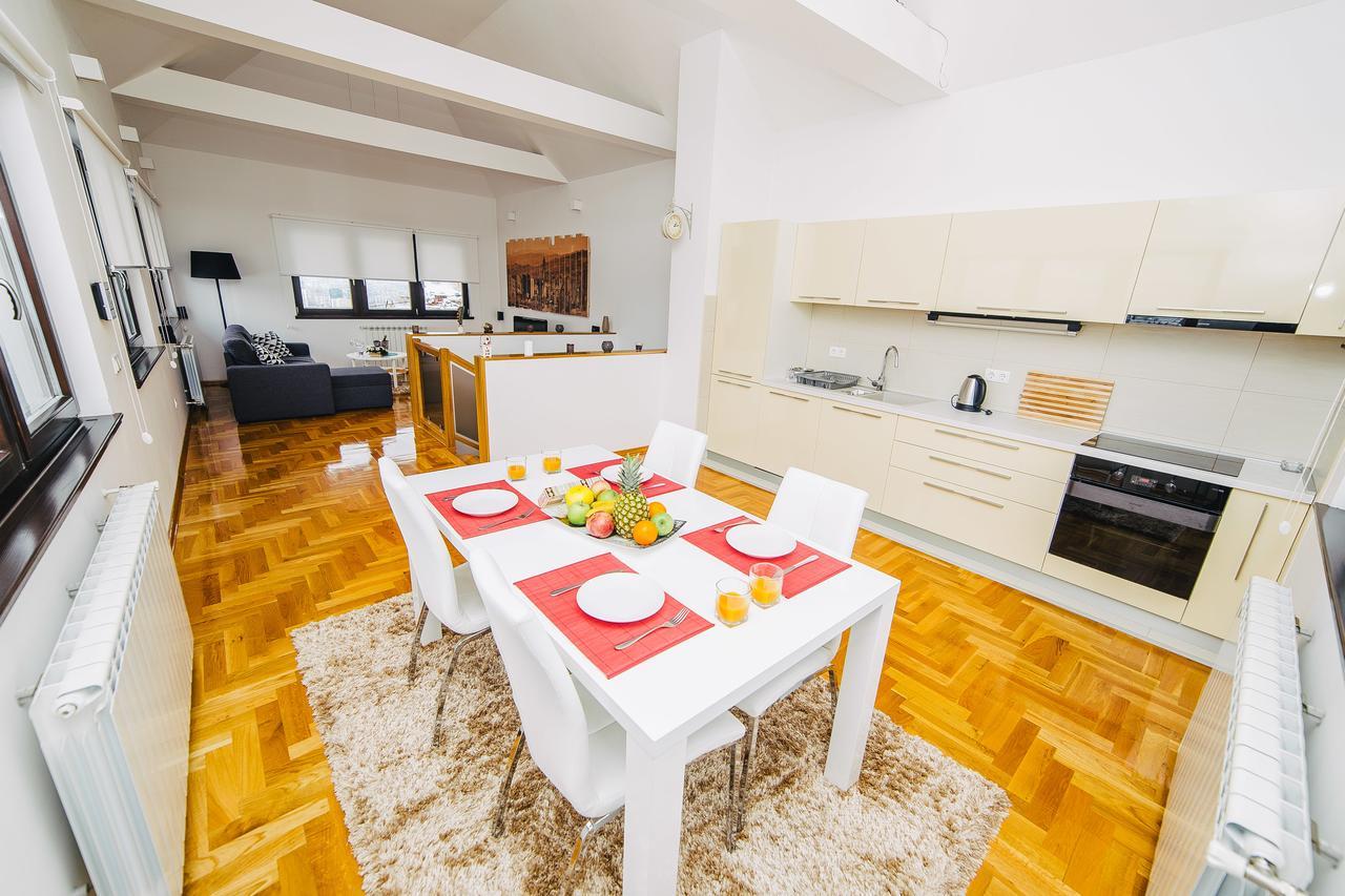 סראייבו Luxury 3 Story House- Best View מראה חיצוני תמונה